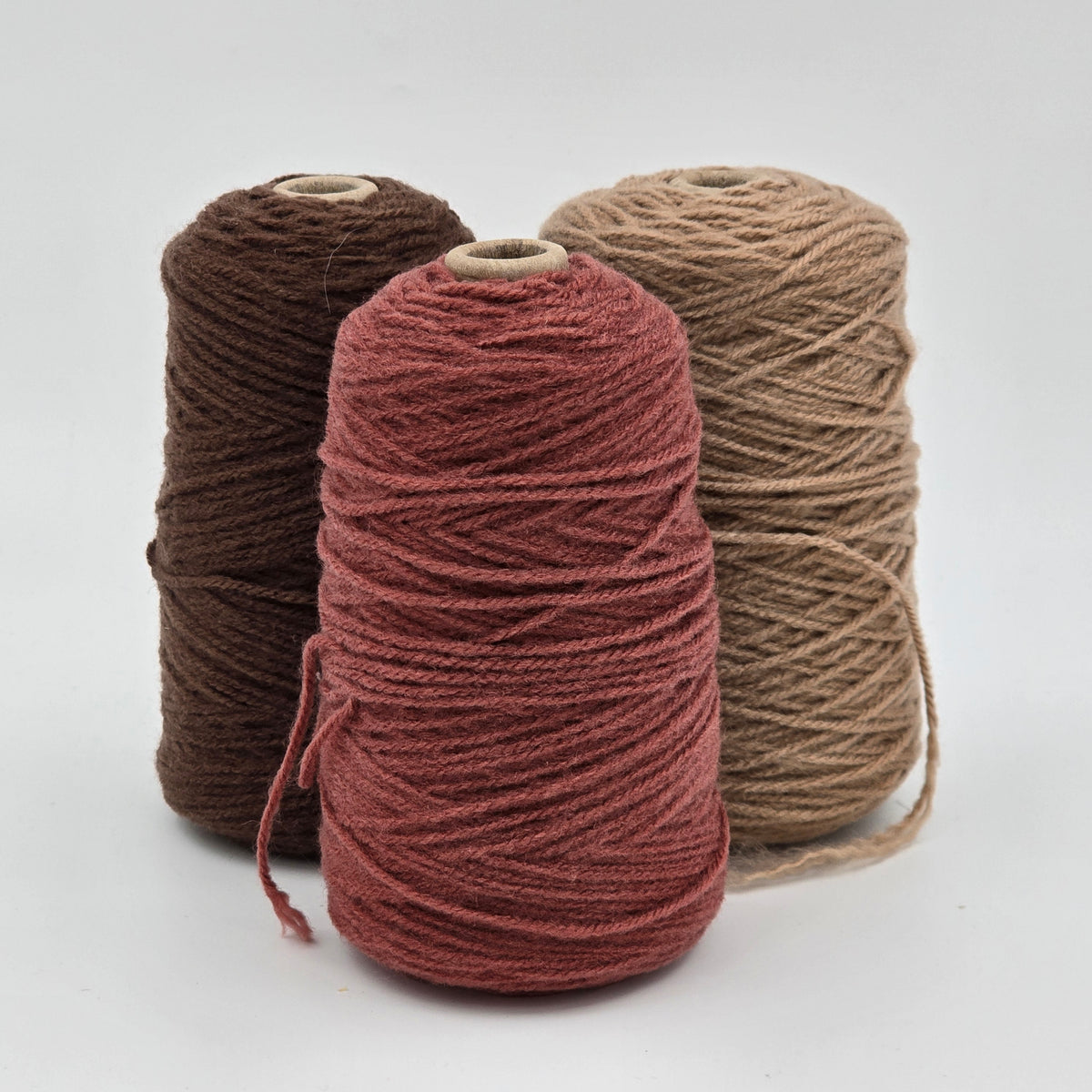 EFFY 100% Acrylic Rug Yarn Bundles