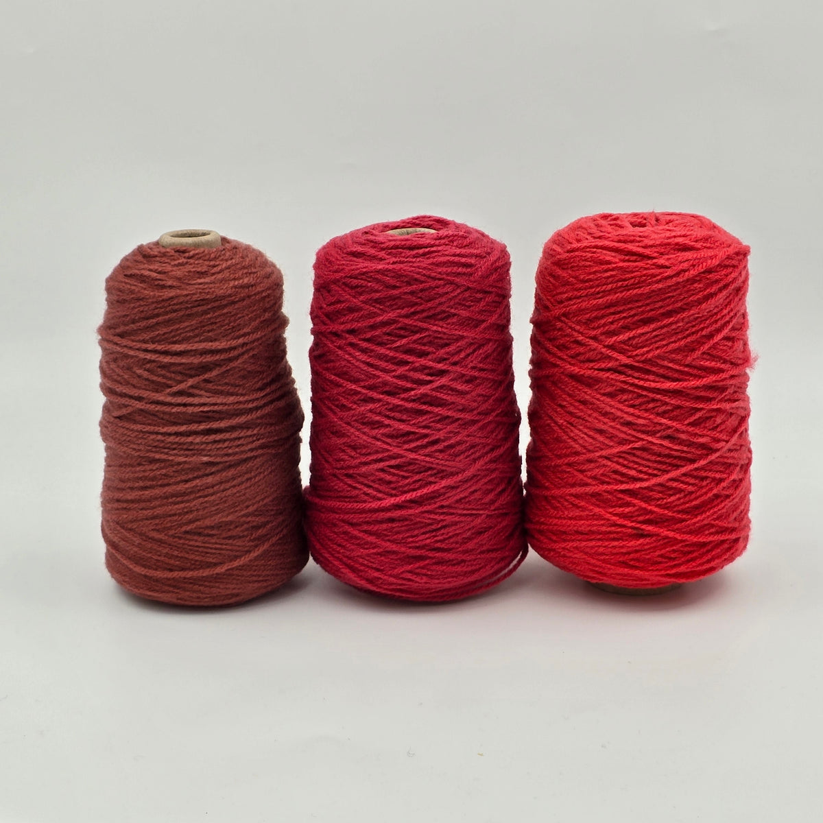 EFFY 100% Acrylic Rug Yarn Bundles